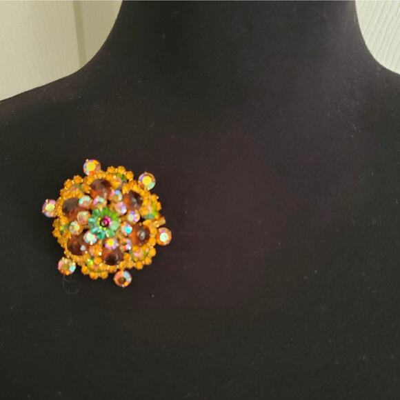 Watermelon Rivoli Rhinestone Dome Brooch Round Floral Starburst Pin Mid Century - Picture 8 of 8